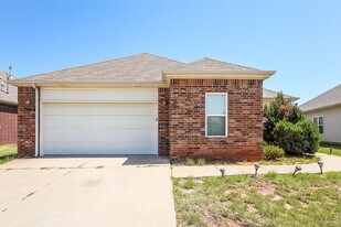 7104 Eagles Landing in Oklahoma City, OK - Building Photo