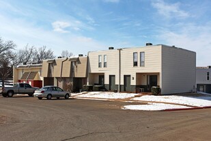 Cimarron Townhomes in Stillwater, OK - Building Photo