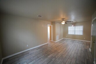 926 Apache St in Tallahassee, FL - Building Photo - Building Photo