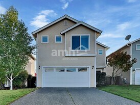 10032 Terra Court Southeast in Yelm, WA - Building Photo