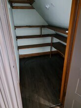 261 Maple St, Unit 3rd Floor in New Britain, CT - Foto de edificio - Building Photo