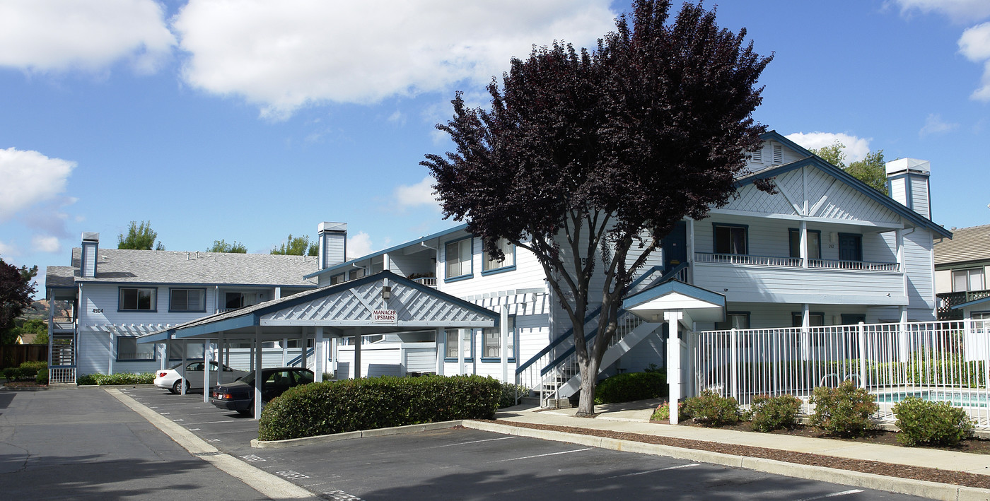 Diablo Terrace Terrace Apartments in Concord, CA - Building Photo