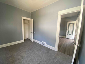 983 Nathaniel Rd in Cleveland, OH - Building Photo - Building Photo