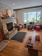 24 Mason Rd in Milford, NH - Foto de edificio - Building Photo