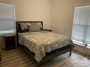 5415 Arrowhead Rd in Pensacola, FL - Building Photo - Building Photo