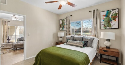 Ashford in Carrollton, TX - Foto de edificio - Building Photo