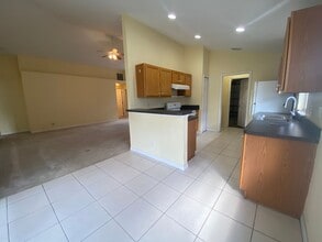 487 Winwood Ct in Port Charlotte, FL - Building Photo - Building Photo