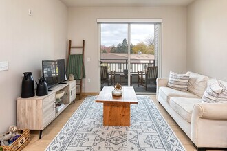 The Sofia in Madison, WI - Building Photo - Building Photo