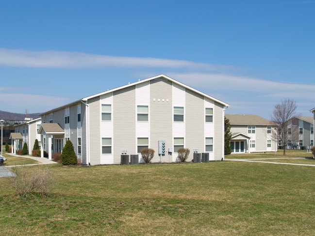 Paxton Center Apartments in Harrisburg, PA - Building Photo - Building Photo