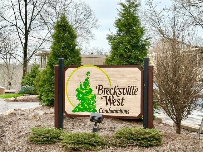 6770 Chaffee Ct in Brecksville, OH - Building Photo - Building Photo