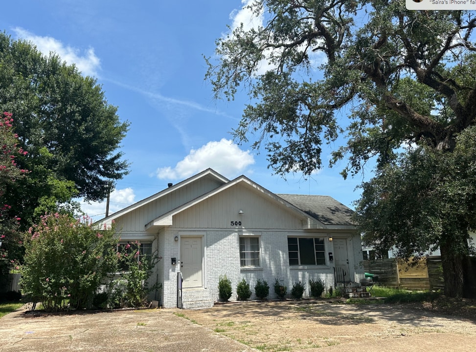 500 Adrienne St in Lafayette, LA - Building Photo