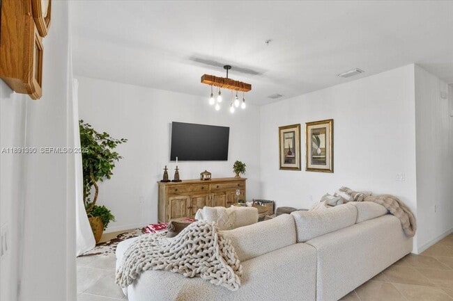 property at 5715 Double Eagle Cir