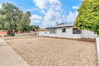 544-546 W San Juan Ave in Phoenix, AZ - Building Photo - Building Photo