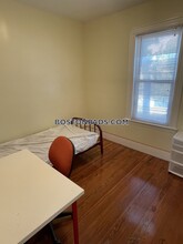 52 Crescent Ave-Unit -2 in Boston, MA - Foto de edificio - Building Photo