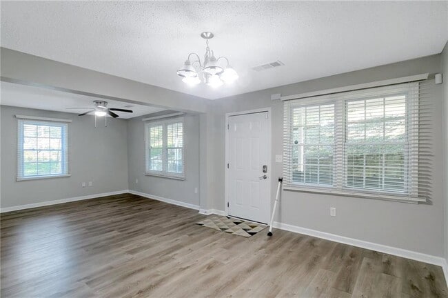 1602 Ezra Church Dr NW in Atlanta, GA - Building Photo - Building Photo
