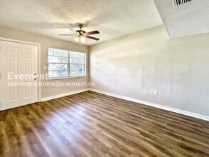 1308 Melrose Ave S in St. Petersburg, FL - Foto de edificio - Building Photo