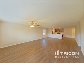 746 Bayonet St in Princeton, TX - Foto de edificio - Building Photo