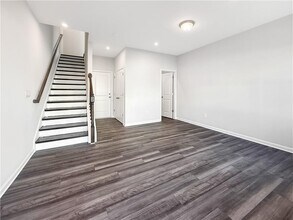 1434 Creekside Cir NW in Atlanta, GA - Building Photo - Building Photo