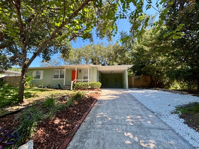 property at 4 Madeira Dr