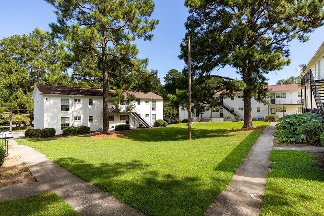 Hidden Colony in Doraville, GA - Foto de edificio - Building Photo