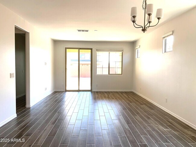 10859 E Tillman Ave in Mesa, AZ - Building Photo - Building Photo