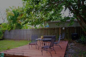 1132 NE 16th Ave-Unit -WEST in Fort Lauderdale, FL - Building Photo - Building Photo