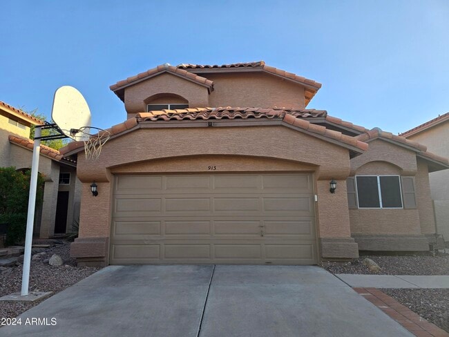 913 W Sun Coast Dr in Gilbert, AZ - Building Photo - Building Photo