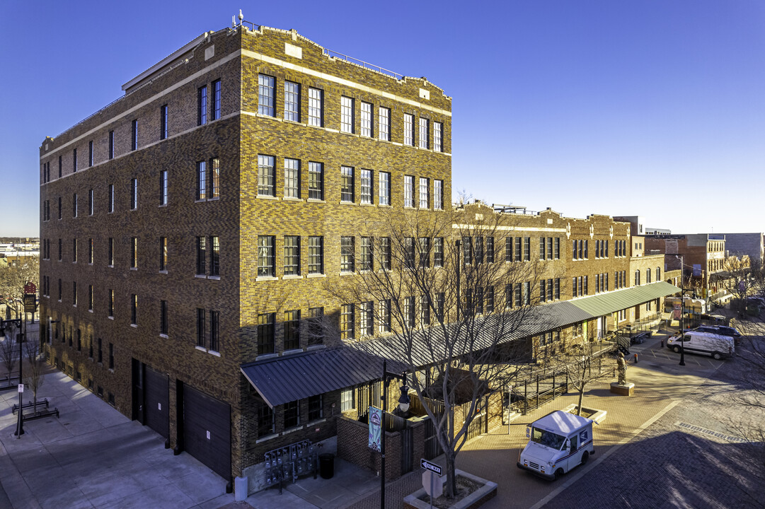 151 N Rock Island St in Wichita, KS - Foto de edificio