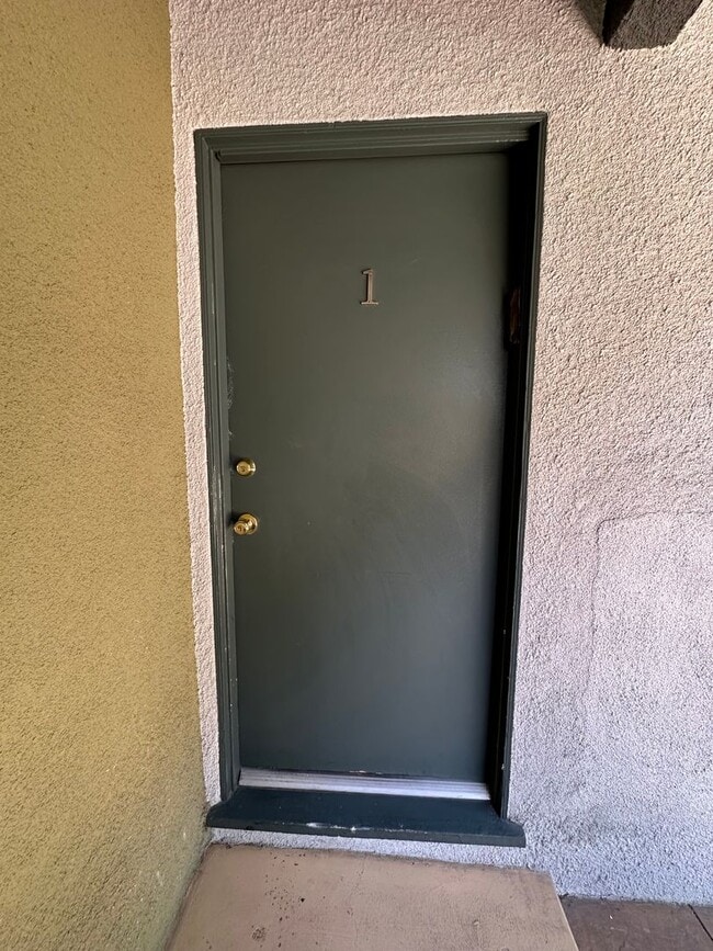 12618 Pacific Ave, Unit 01 in Los Angeles, CA - Building Photo - Building Photo