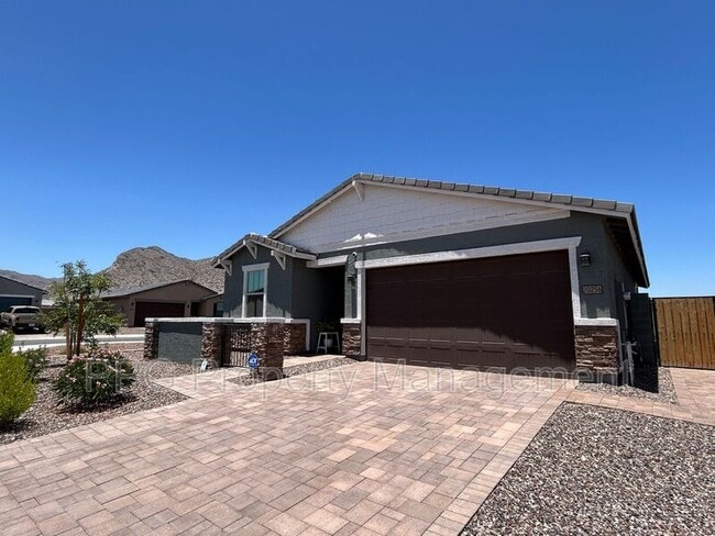 property at 20256 W Badgett Ln