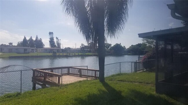 4026 Star Island Dr in Holiday, FL - Building Photo - Building Photo