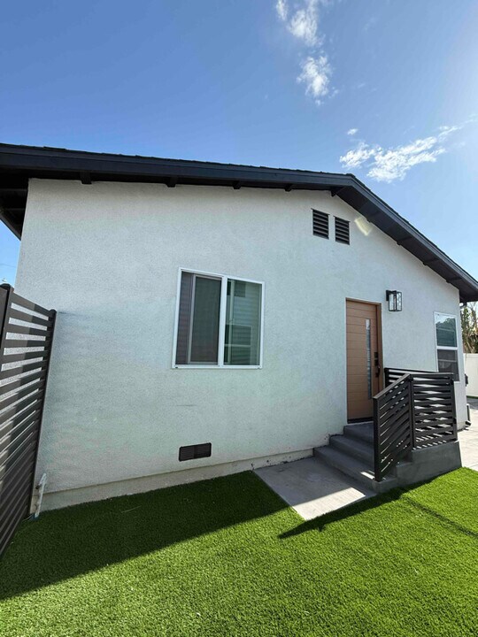 4925 E San Rafael St-Unit -JR ADU in Compton, CA - Building Photo