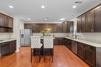 13 Douglas St in Hampton, VA - Building Photo - Building Photo