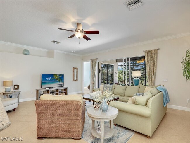 13538 Troia Dr in Estero, FL - Foto de edificio - Building Photo