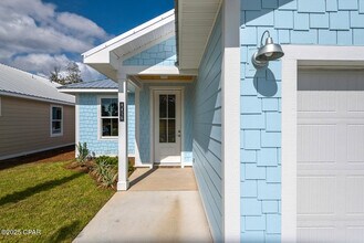 8405 Warner Pl in Panama City Beach, FL - Building Photo - Building Photo