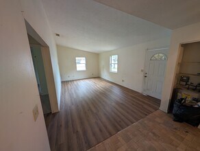 11851 Illinois St in Dunnellon, FL - Foto de edificio - Building Photo