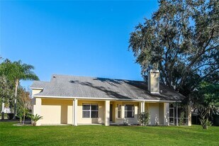 2230 Old S Ln in Apopka, FL - Building Photo