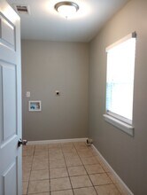 2645 Gravier St in New Orleans, LA - Building Photo - Building Photo