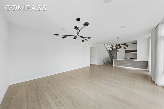 505-513 W 43rd St in New York, NY - Building Photo - Building Photo