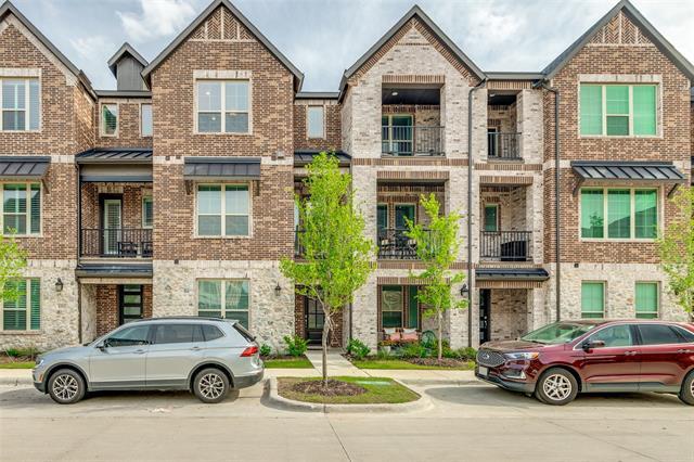 8295 Challenger Ln in Frisco, TX - Building Photo