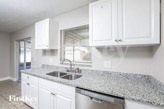 786 Vercelli St in Deltona, FL - Building Photo - Building Photo