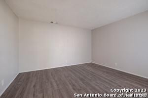 4730 Casa Bello St in San Antonio, TX - Building Photo - Building Photo