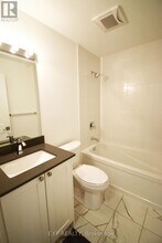 50-250 Lakebreeze Dr in Newcastle, ON - Building Photo - Building Photo