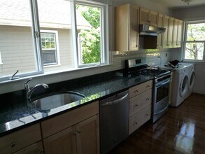 17 Milton St, Unit 2 in Cambridge, MA - Building Photo - Building Photo