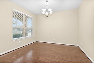 13405 Clayton Lake Ln in Houston, TX - Foto de edificio - Building Photo