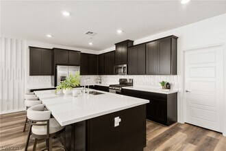 3489 Lamberto Clf Wy in Henderson, NV - Building Photo - Building Photo