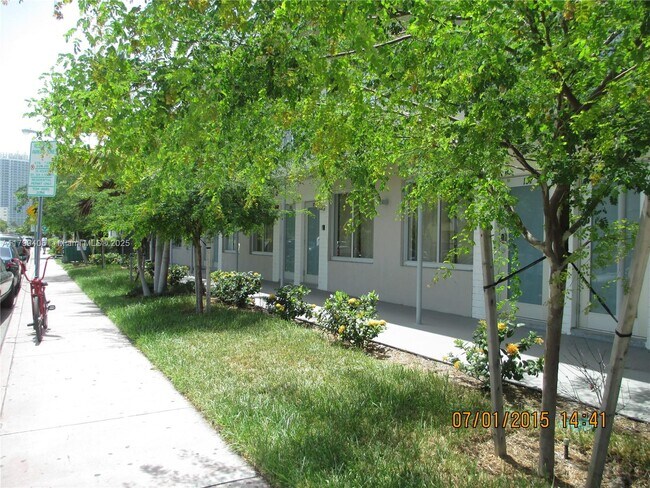 property at 801 15th St