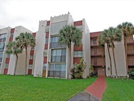 9411 SW 4th St in Miami, FL - Building Photo