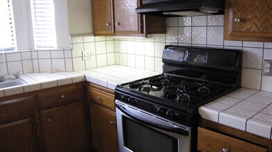 6200 Ringsdale Ct in Bakersfield, CA - Building Photo - Building Photo