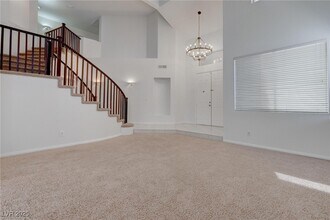 242 Water Bridge Ct in Henderson, NV - Building Photo - Building Photo
